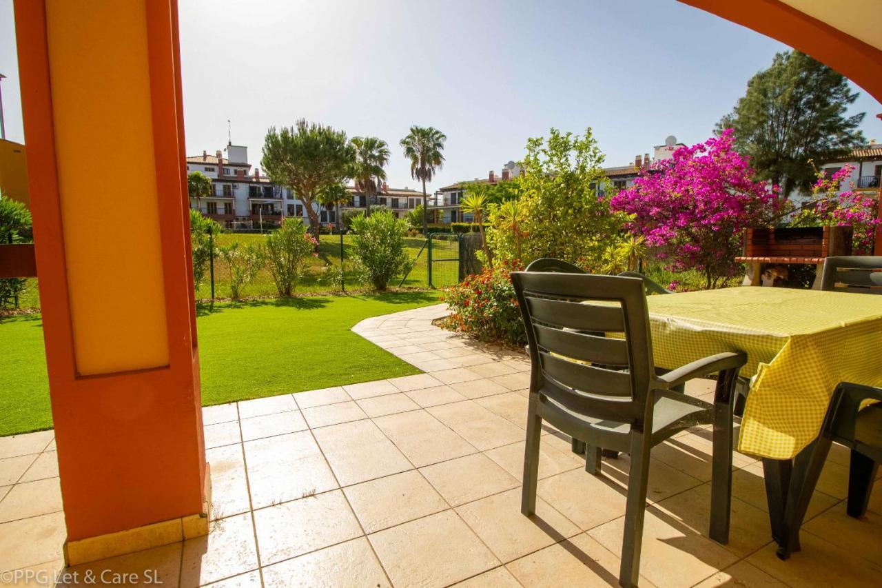 Modern Garden Apartment Ayamonte Ngoại thất bức ảnh